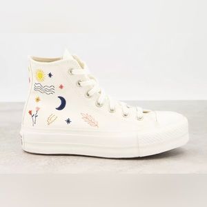 Chuck Taylor All Star Lift Hi “It’s Ok To Wonder” embroidered sneakers